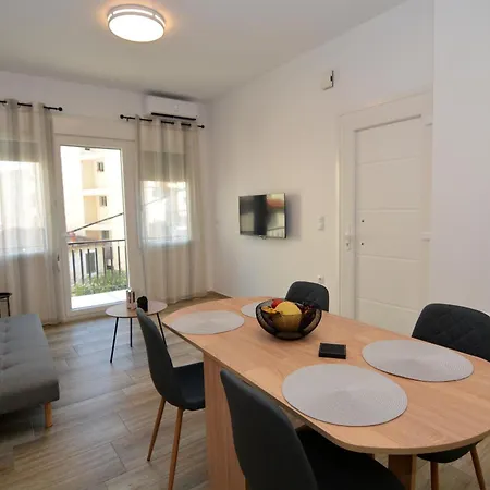 Apartment Urban Escape *